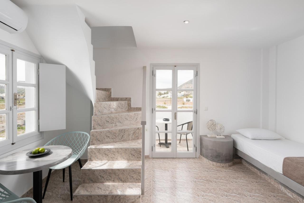 White Lily Suites & Lofts - Adults Only 16 Plus Perivolos  Esterno foto