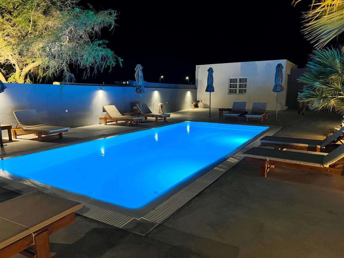 White Lily Suites & Lofts - Adults Only 16 Plus Perivolos  Esterno foto