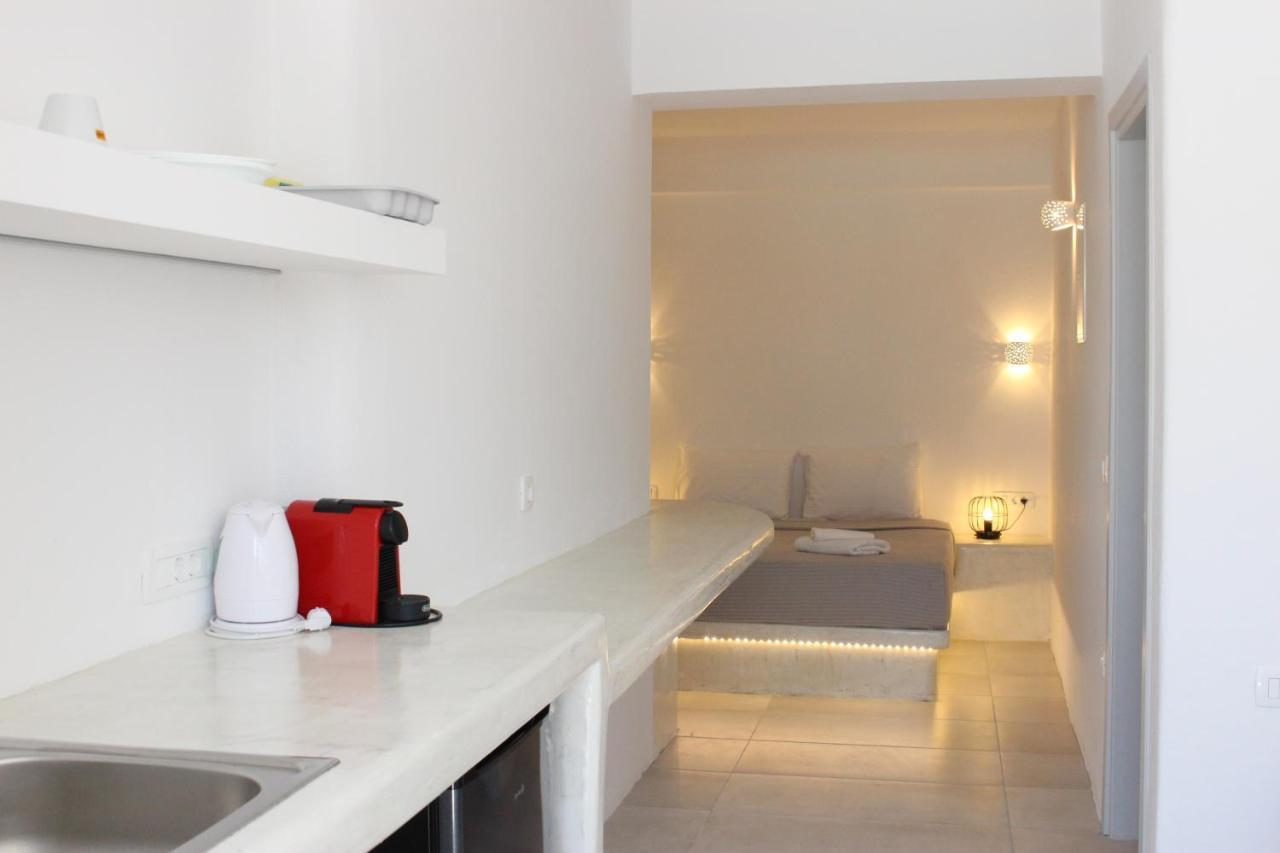 White Lily Suites & Lofts - Adults Only 16 Plus Perivolos  Esterno foto