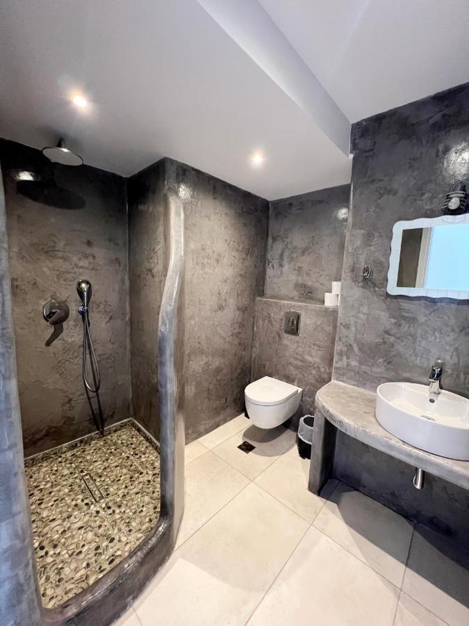 White Lily Suites & Lofts - Adults Only 16 Plus Perivolos  Esterno foto