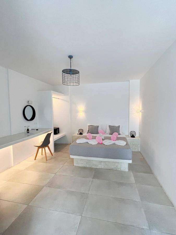 White Lily Suites & Lofts - Adults Only 16 Plus Perivolos  Esterno foto